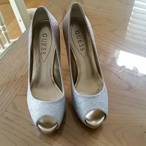 Guess high heeled shoes